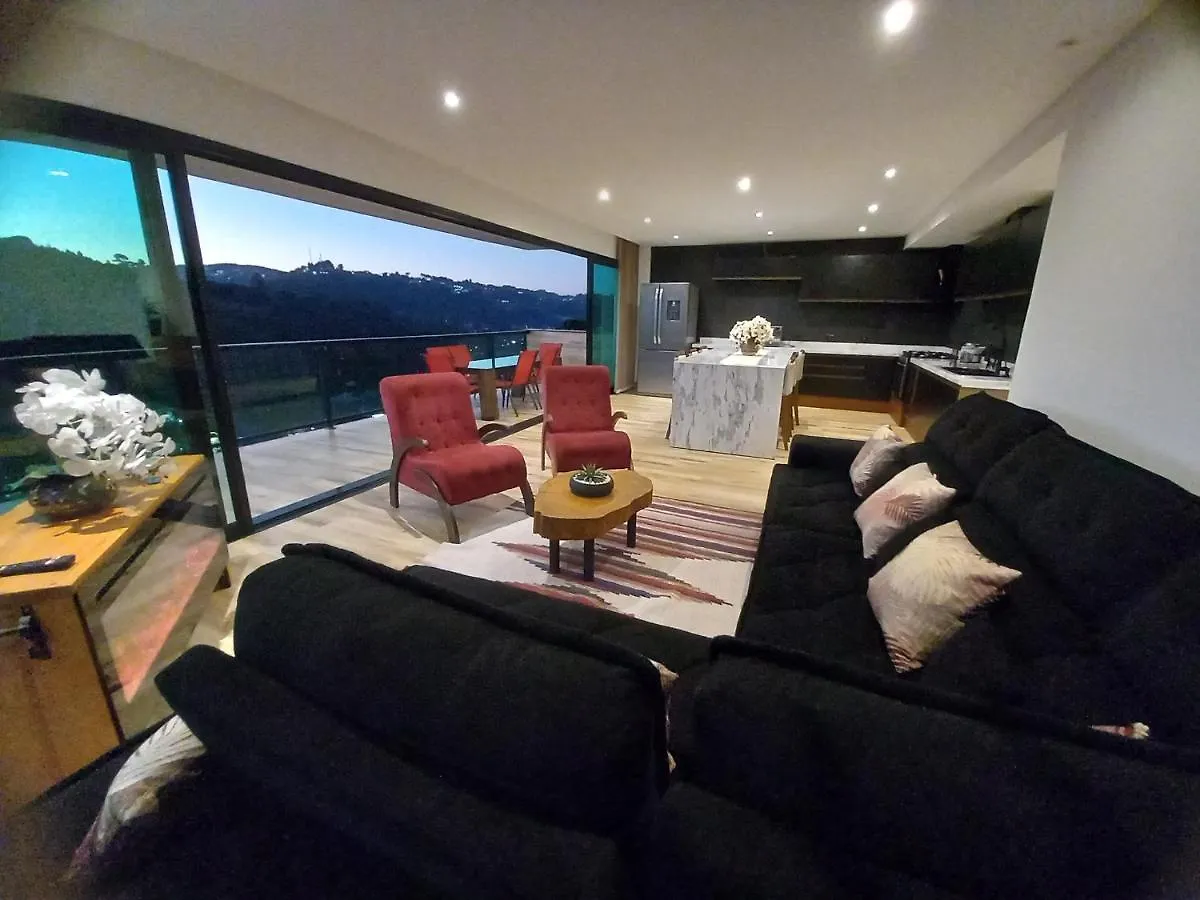 Casa Em Campos Do Jordao Com Bela Vista Villa